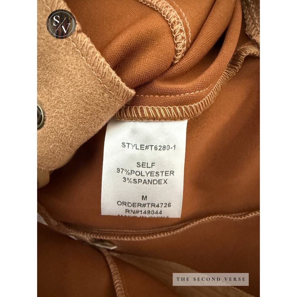 NWT Faux Suede Tan Halter Top W/ Lace Up Detail Festival Size Medium - Picture 8 of 9